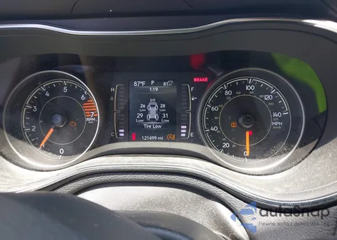 2020 Jeep Cherokee Latitude Fwd z USA, uszkodzony, nr VIN 1C4PJLCB6LD582449